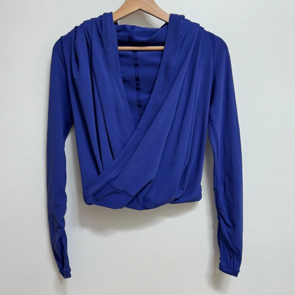 Ivivva‎ Lululemon Long Sleeve Wrap Top Thumb Holes Hoodie Girls Size 10
